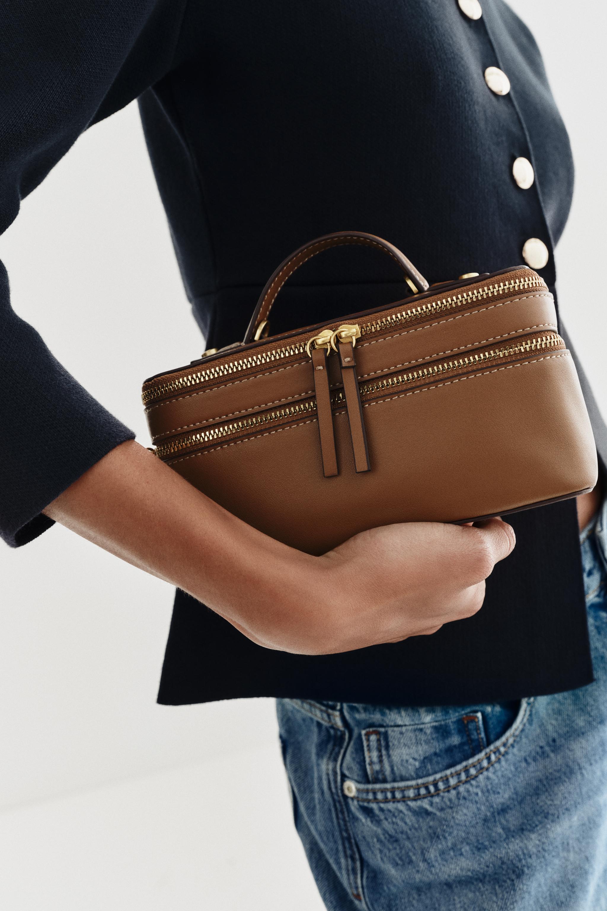 SAC VANITY